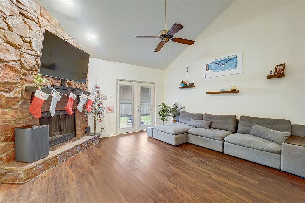 Freeman Irving Heights - Residential