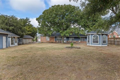 A home in Granbury