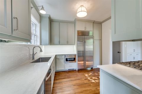 Tiny photo for 4329 Lorraine Avenue, Highland Park, TX 75205 (MLS # 21005944)