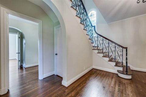 Tiny photo for 4329 Lorraine Avenue, Highland Park, TX 75205 (MLS # 21005944)