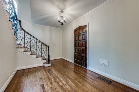 Tiny photo for 4329 Lorraine Avenue, Highland Park, TX 75205 (MLS # 21005944)