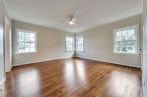 Tiny photo for 4329 Lorraine Avenue, Highland Park, TX 75205 (MLS # 21005944)