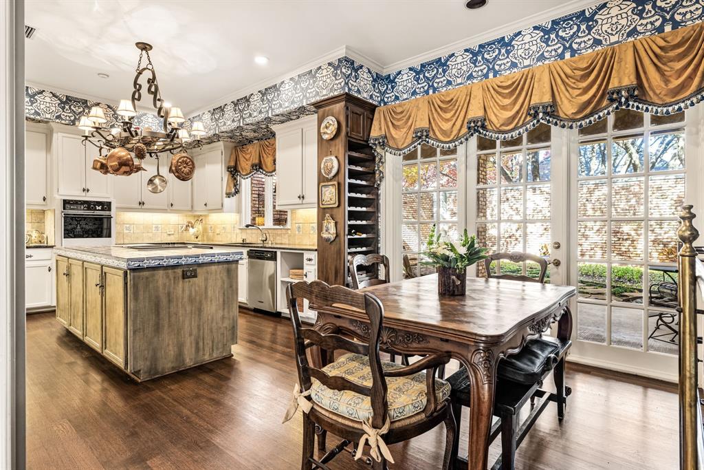 CARUTH HOMEPLACE - Residential