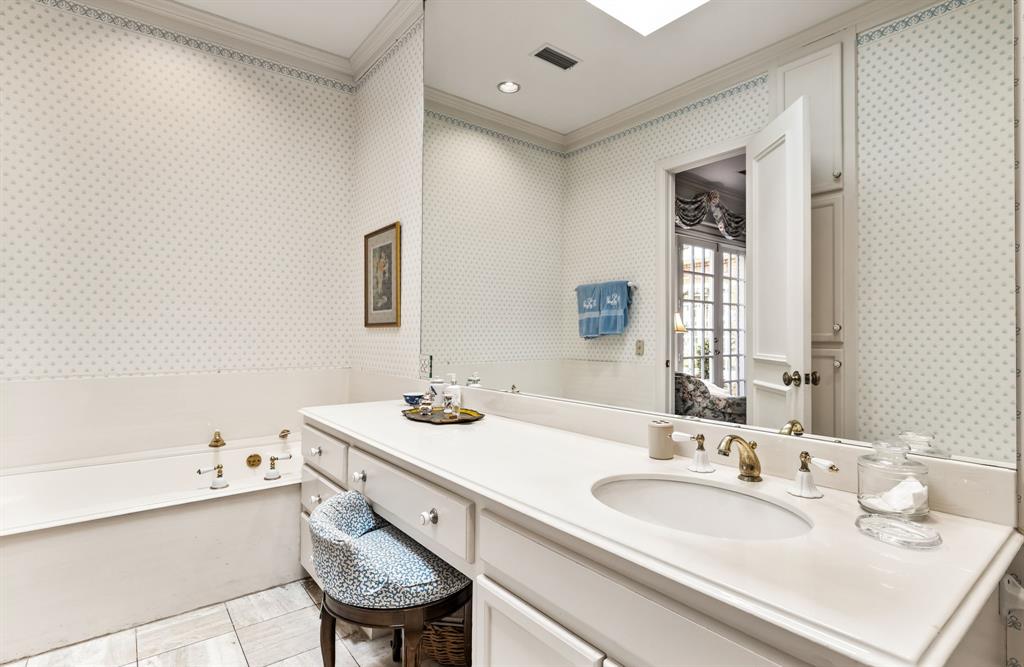 CARUTH HOMEPLACE - Residential