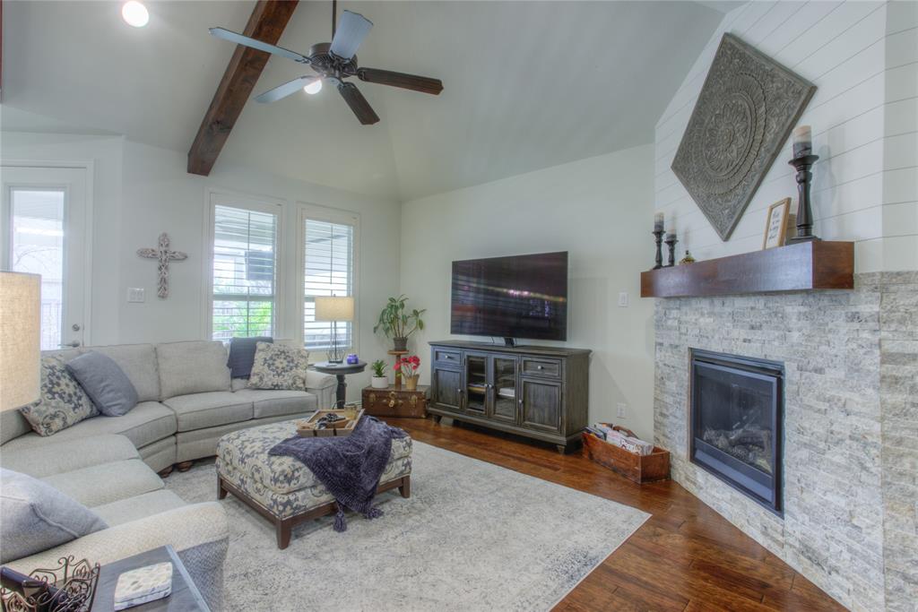 Ladera Mansfield Condos - Residential