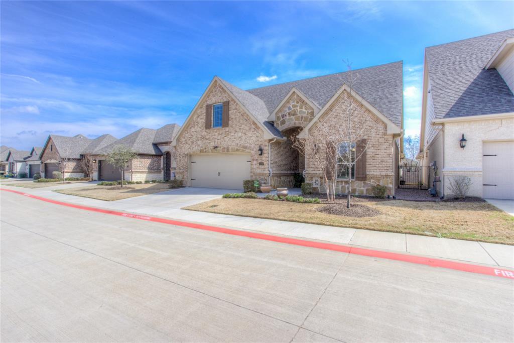 Ladera Mansfield Condos - Residential