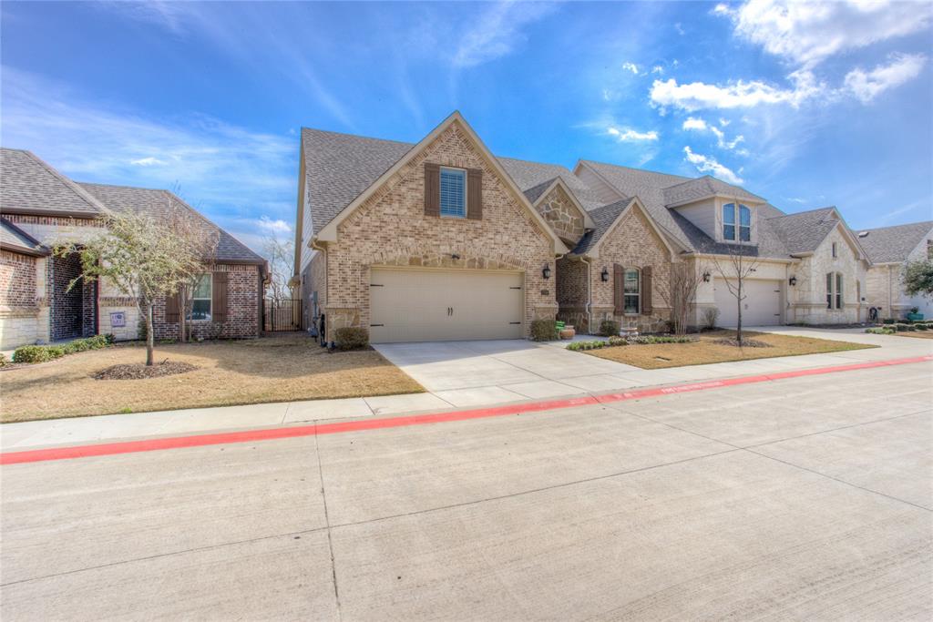 Ladera Mansfield Condos - Residential