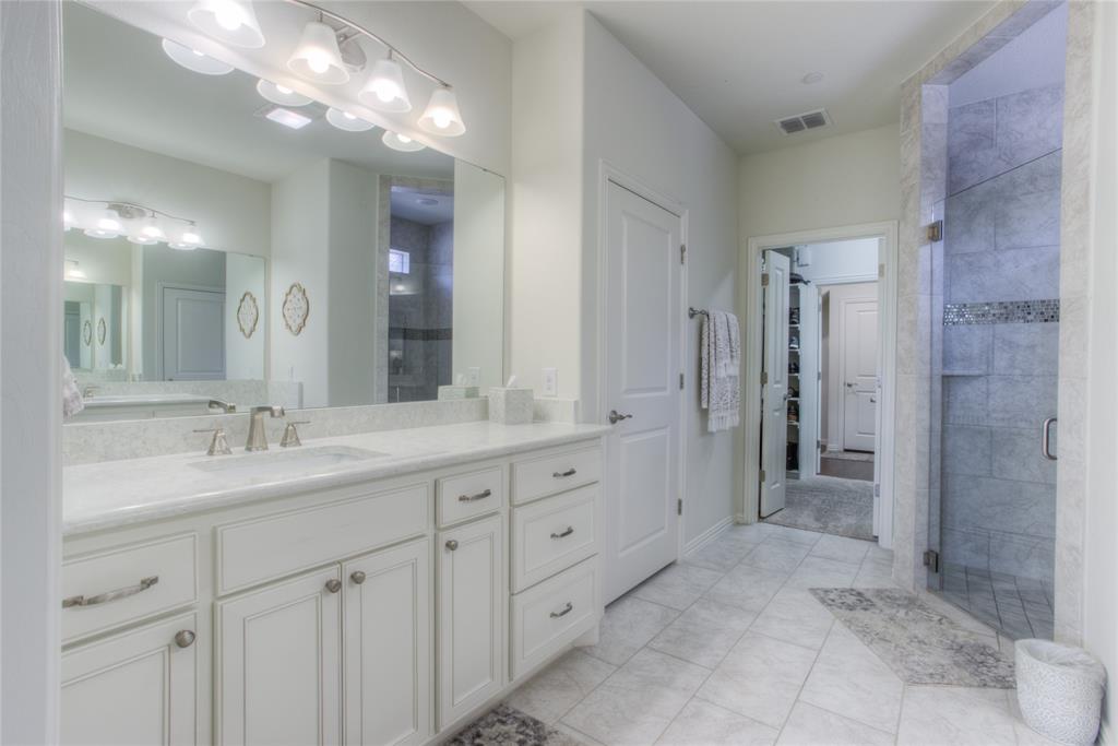 Ladera Mansfield Condos - Residential