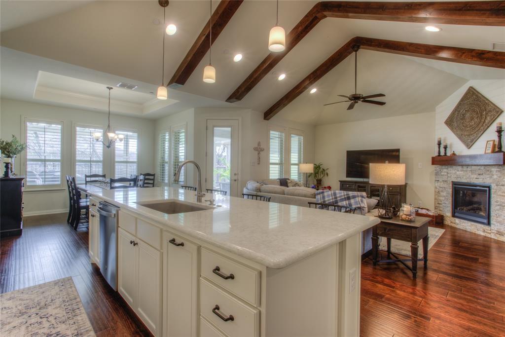 Ladera Mansfield Condos - Residential