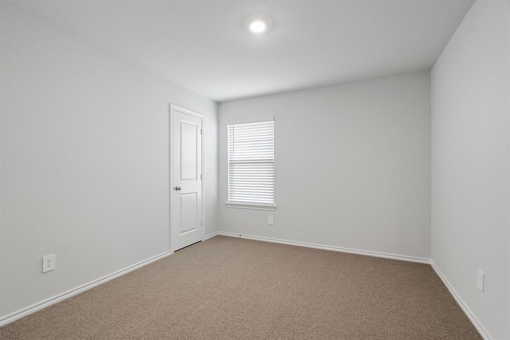 WATERSBEND SOUTH - Residential Lease