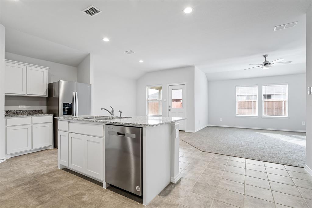 WATERSBEND SOUTH - Residential Lease