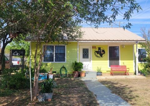 1015 San Benito Drive Brownwood TX 76801