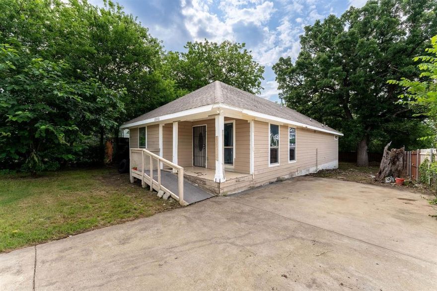 Don't miss out on this affordable 3 bed 2 bath with great bones! Tucked away on a deeply shaded, tree-lined lot, the house features ceramic tile flooring throughout the open living area, which flows right into the kitchen and breakfast bar. You will love the massive primary suite, a rare find at this price point, complete with vinyl flooring, a walk-in closet, and an attached private bath. This home is a low-maintenance blank canvas, ready for you to make it your own! Both bathrooms feature custom-tiled walk-in showers. Schedule your tour today!
