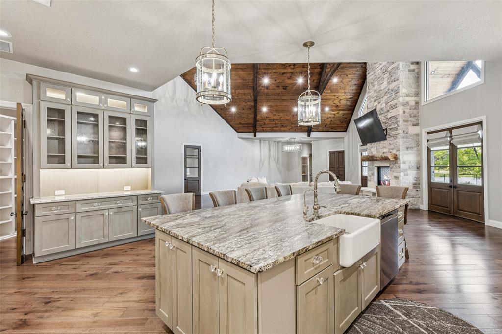 J Simpson - Residential