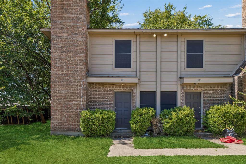 313 Cambridge Drive