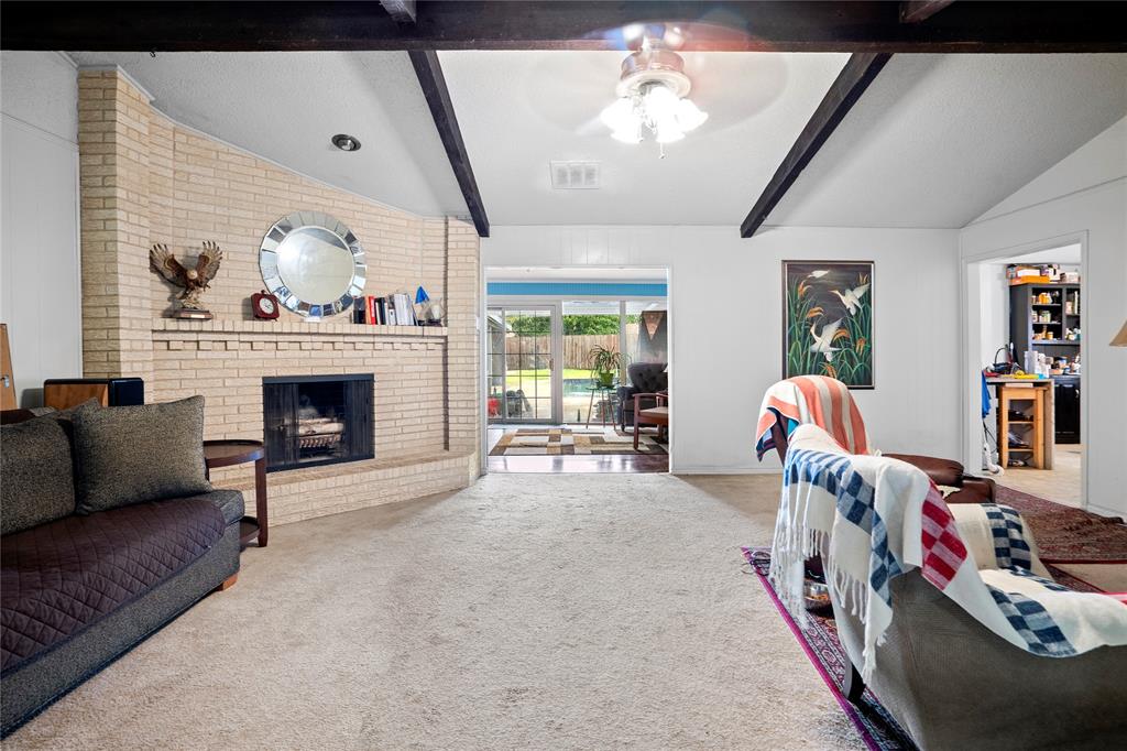 2010 Sylvan Drive