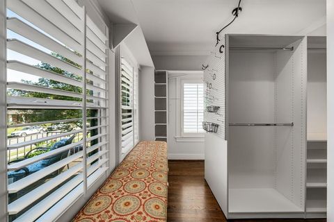 Tiny photo for 5912 Llano Avenue, Dallas, TX 75206 (MLS # 21097905)