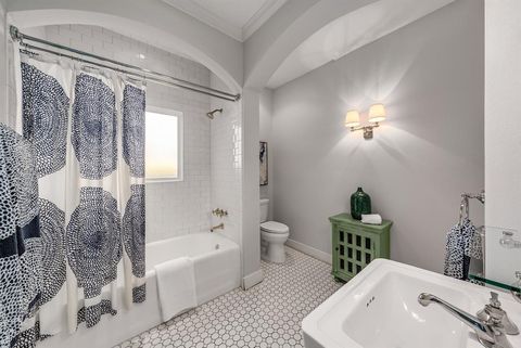 Tiny photo for 5912 Llano Avenue, Dallas, TX 75206 (MLS # 21097905)