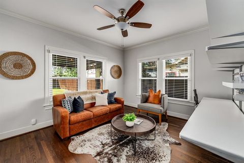 Tiny photo for 5912 Llano Avenue, Dallas, TX 75206 (MLS # 21097905)