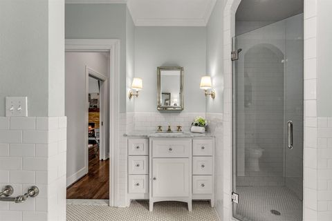 Tiny photo for 5912 Llano Avenue, Dallas, TX 75206 (MLS # 21097905)