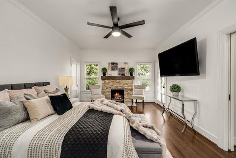 Tiny photo for 5912 Llano Avenue, Dallas, TX 75206 (MLS # 21097905)