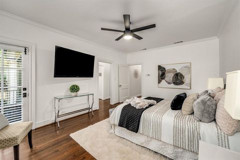 Tiny photo for 5912 Llano Avenue, Dallas, TX 75206 (MLS # 21097905)