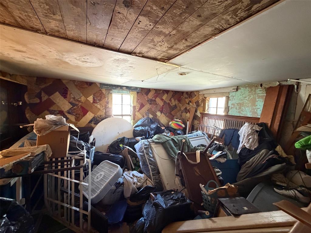 Loyds Add - Residential