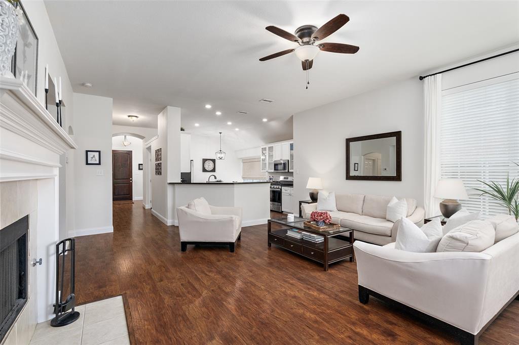 Woodbridge Ph 06 - Residential