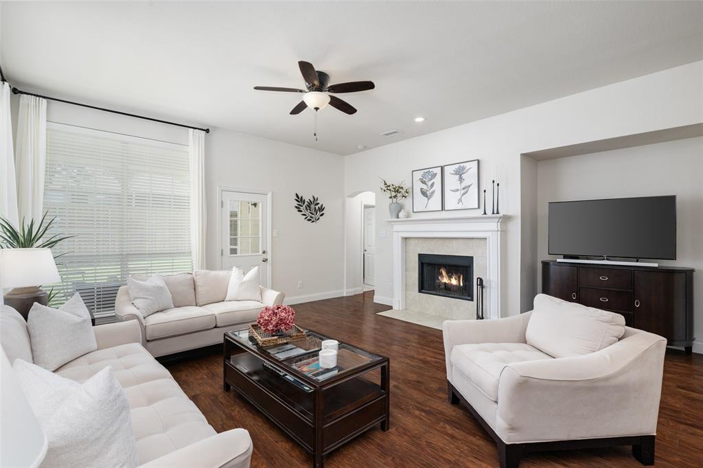 Woodbridge Ph 06 - Residential