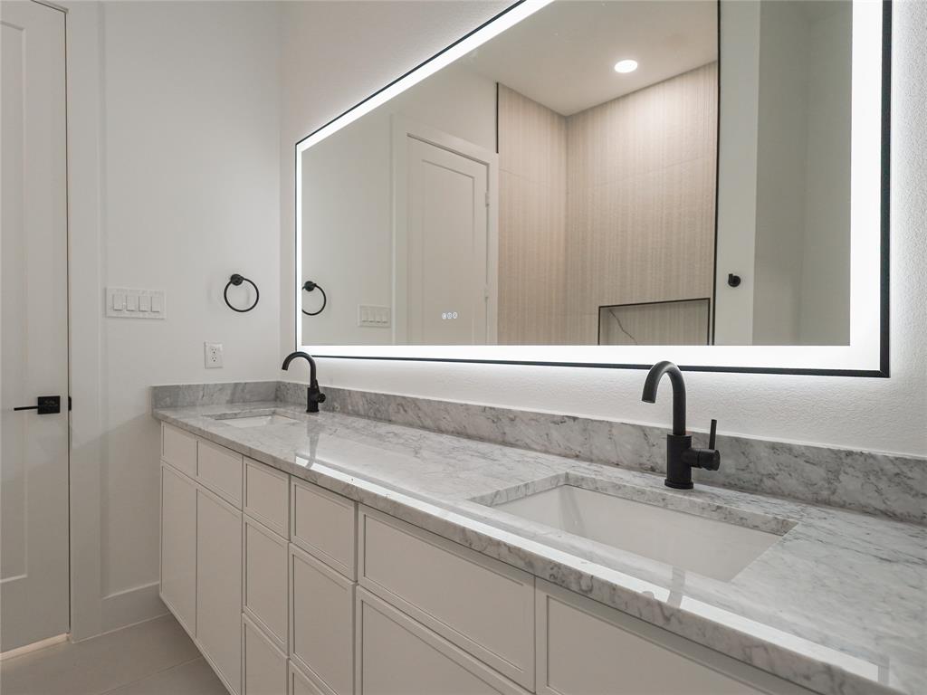 Central Ave Add 02 - Residential