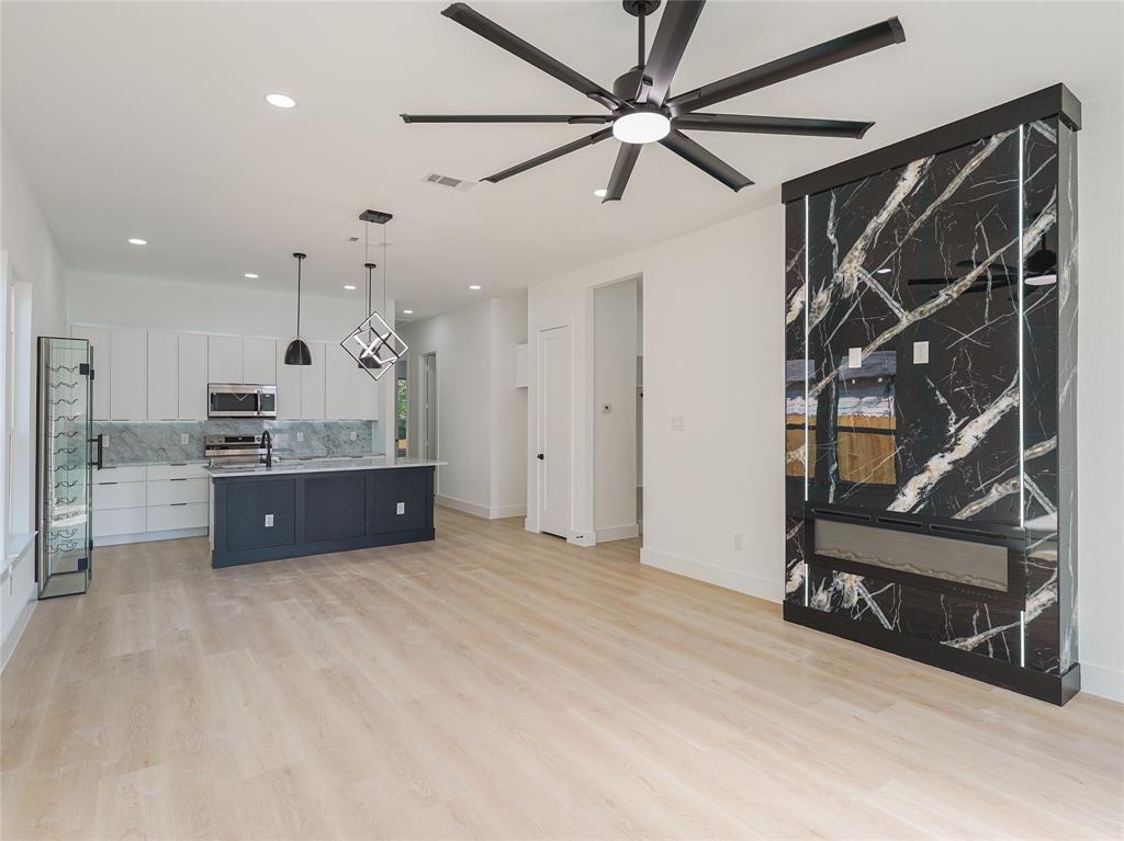 Central Ave Add 02 - Residential