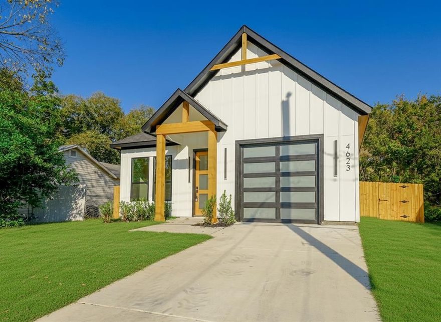 Welcome to this stunning modern luxury farmhouse-style home, designed with comfort, elegance, and functionality in mind. Featuring 3 spacious bedrooms, 2 beautifully appointed bathrooms, and a 1-car garage, this home is the perfect blend of rustic charm and modern sophistication.
 Key Features:
Open-concept layout perfect for entertaining and everyday living,
Premium vinyl flooring throughout the entire home,
Chef-inspired kitchen with stylish finishes, quartz countertops, and a wine cellar,
Beautiful accent walls adding warmth and character,
Luxurious bathrooms with high-end fixtures and contemporary design,
Spacious walk-in closet in the primary suite,
Bright and airy living spaces with modern touches throughout,
Whether you're hosting guests or enjoying a quiet evening at home, this thoughtfully designed property delivers the ultimate in modern farmhouse living.
Don’t miss your chance to own this one-of-a-kind home. Schedule a private tour today!