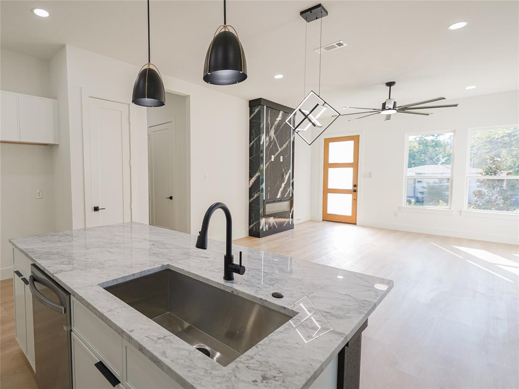 Central Ave Add 02 - Residential