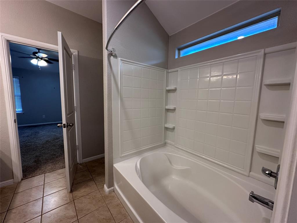 10128 Huntersville Trail