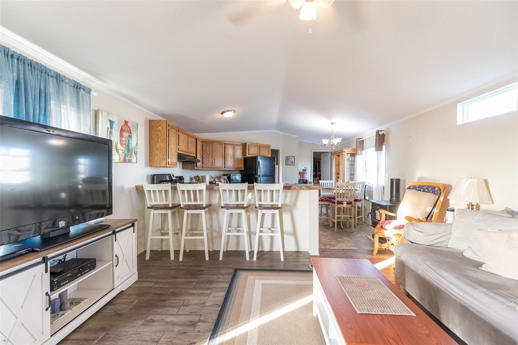 8.3 acres - Residential Income