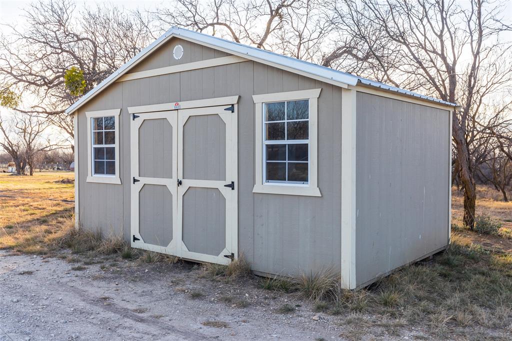 8.3 acres - Residential Income