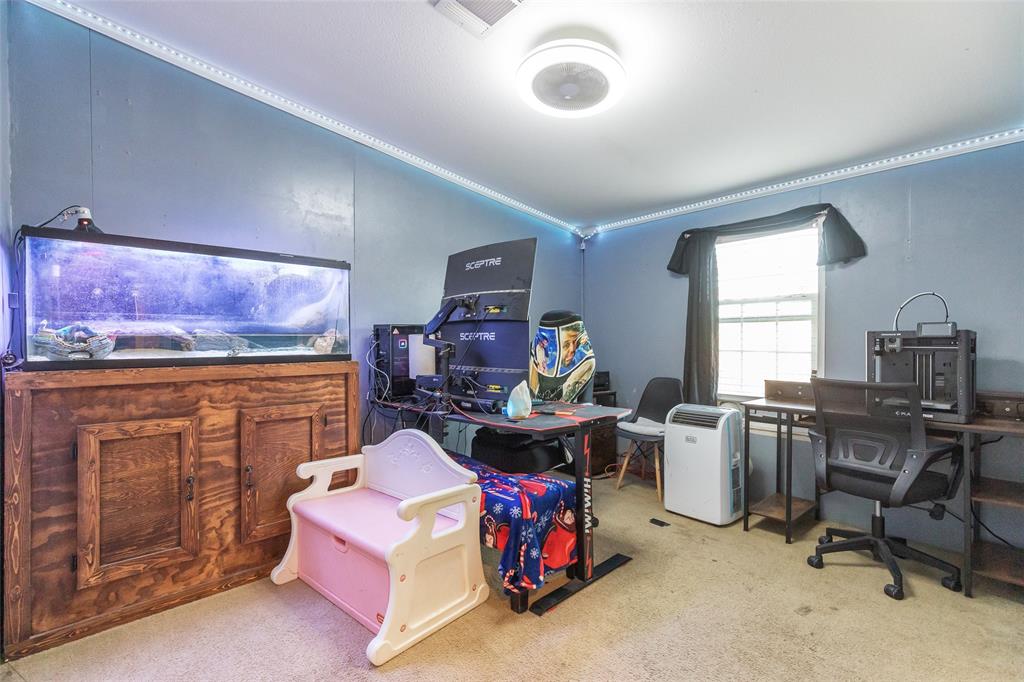 8.3 acres - Residential Income