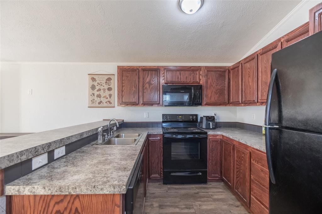 8.3 acres - Residential Income