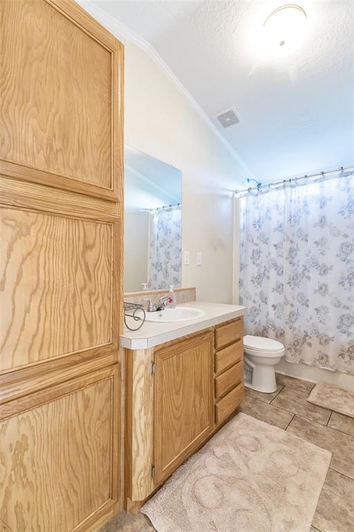 8.3 acres - Residential Income