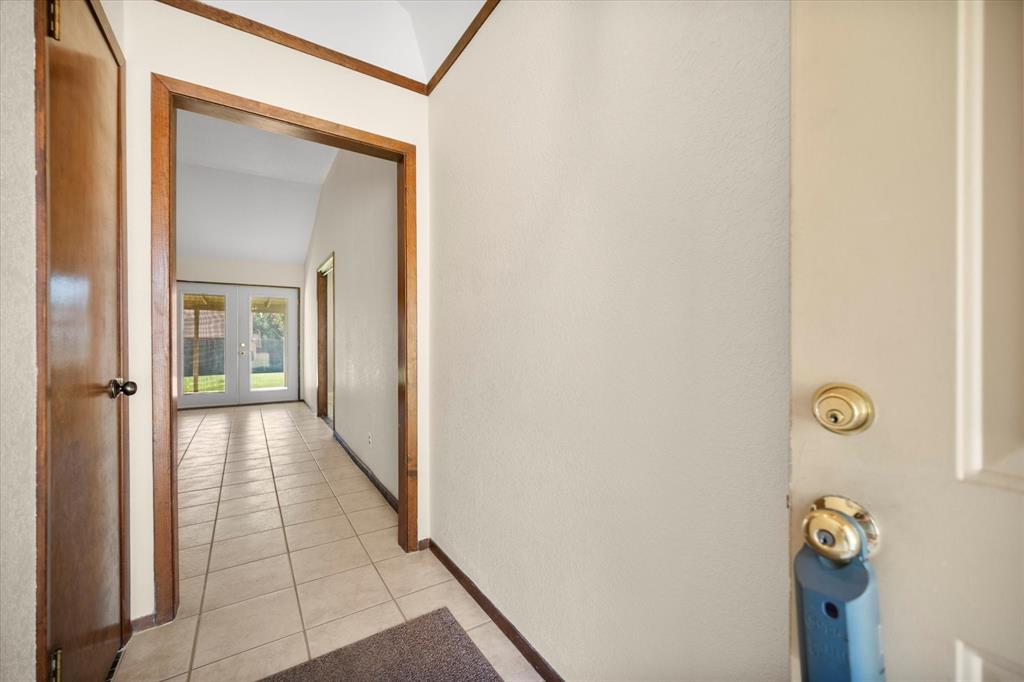4024 Lynbrook Lane