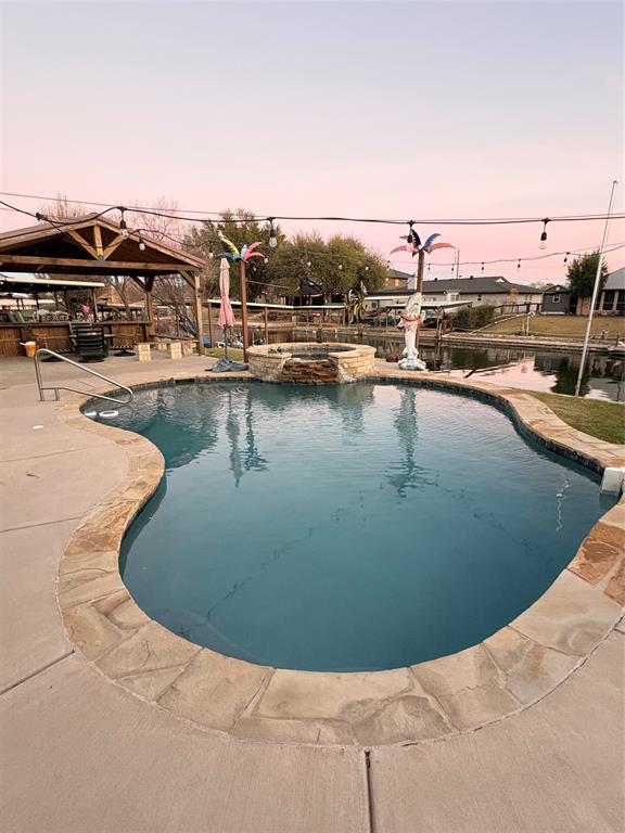 3702 Lake Vista Court