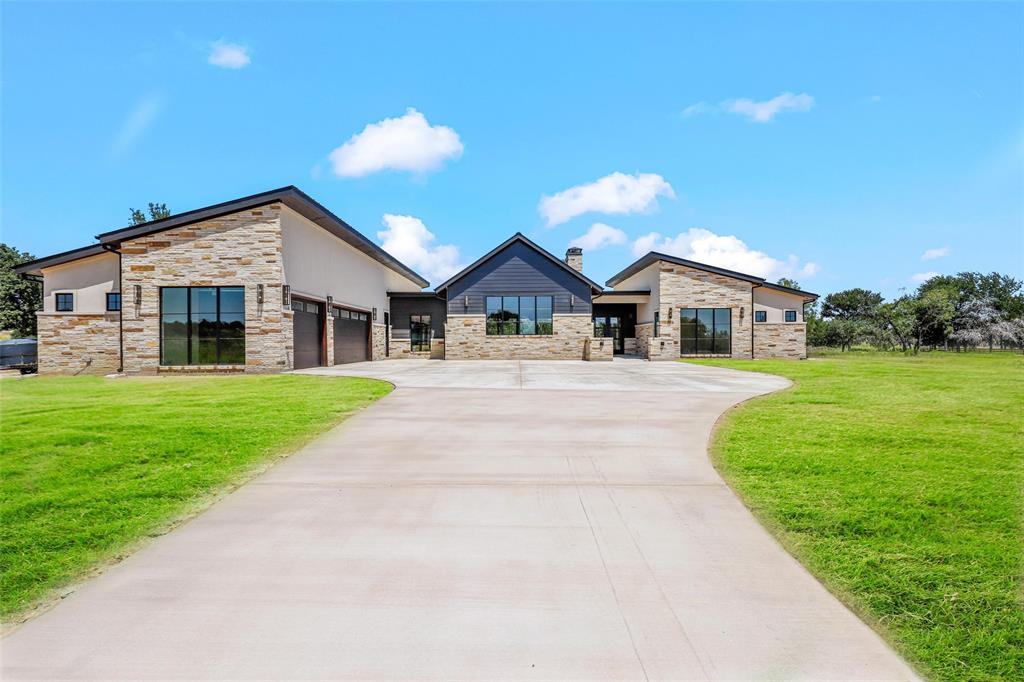 12 Crocket Valley Court
