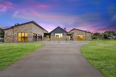 12 Crocket Valley Court Strawn TX 76475