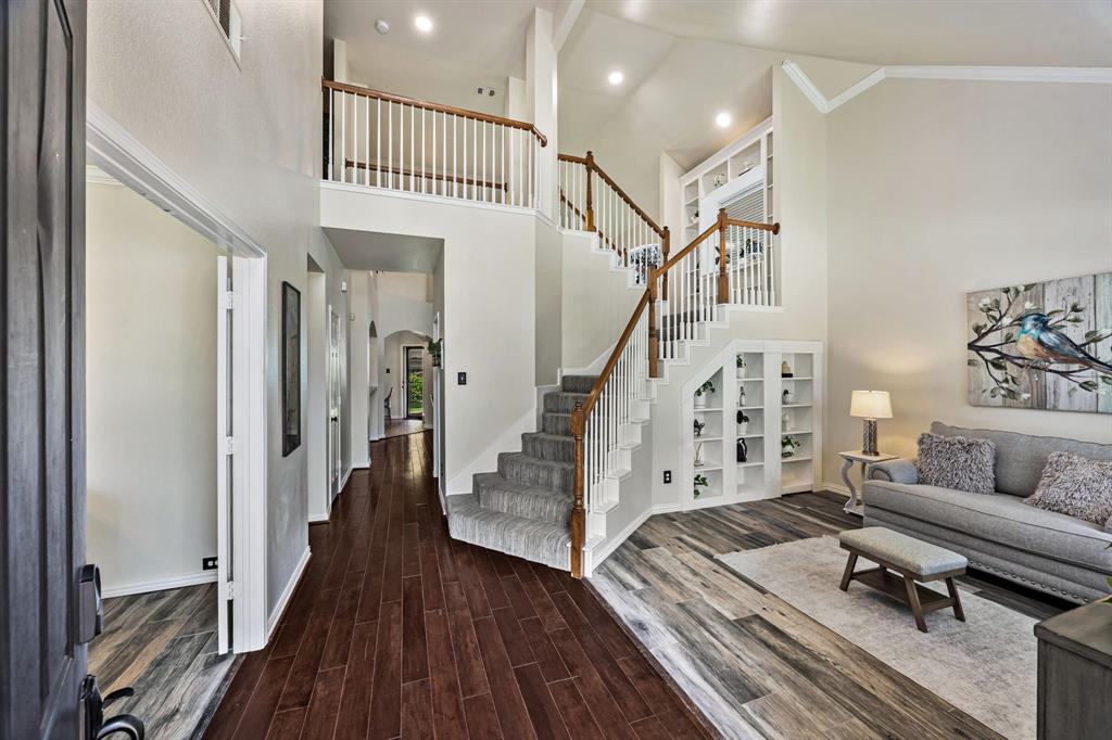 8302 Tanglerose Drive