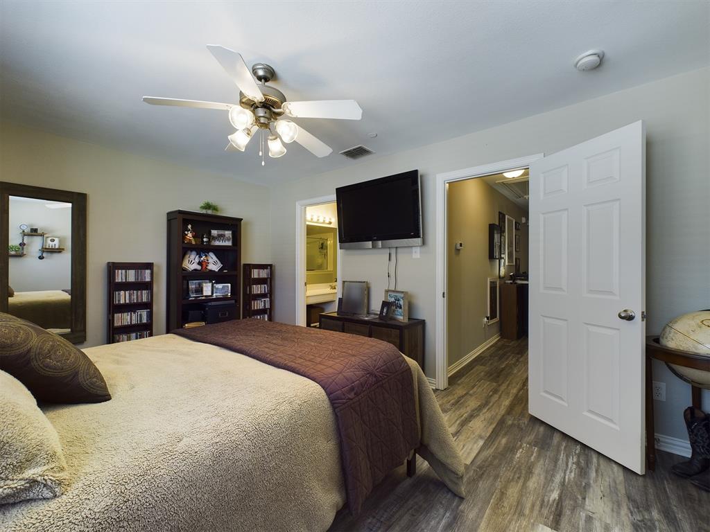 Photo 17 of 25 of 2910 Durango Place townhome
