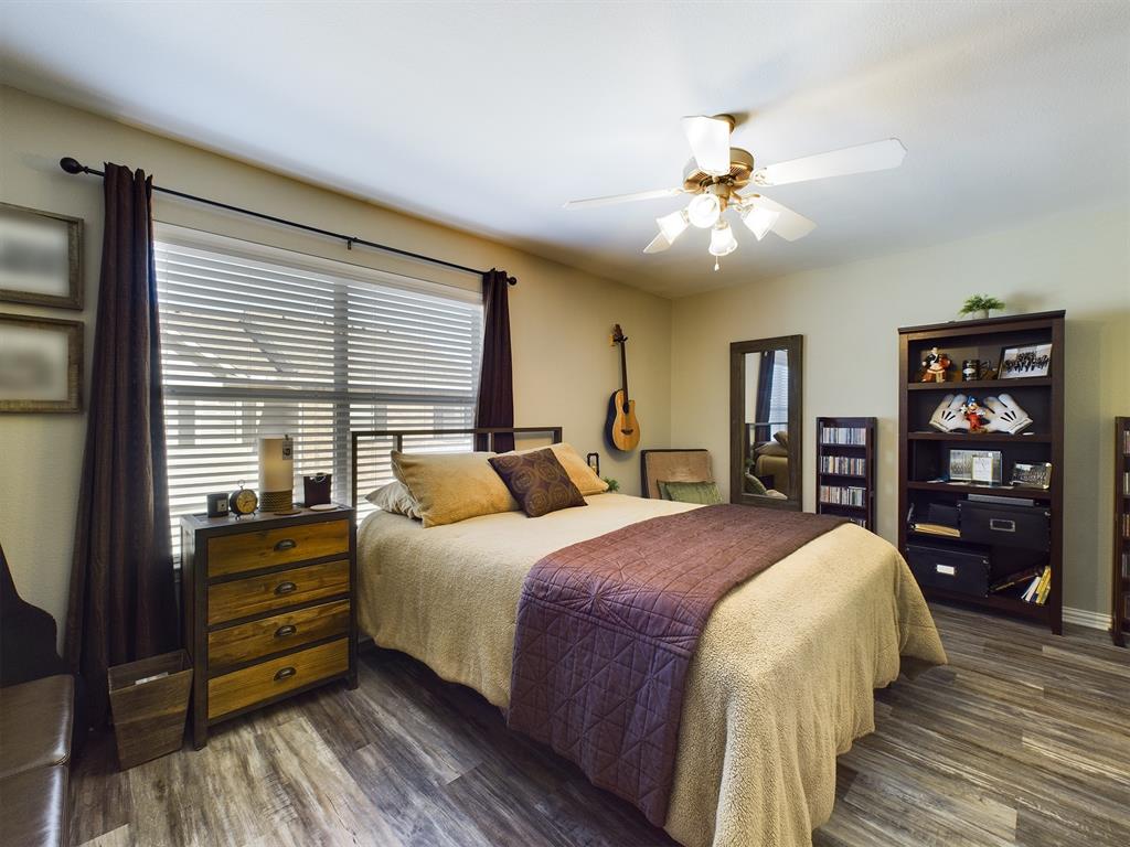 Photo 15 of 25 of 2910 Durango Place townhome