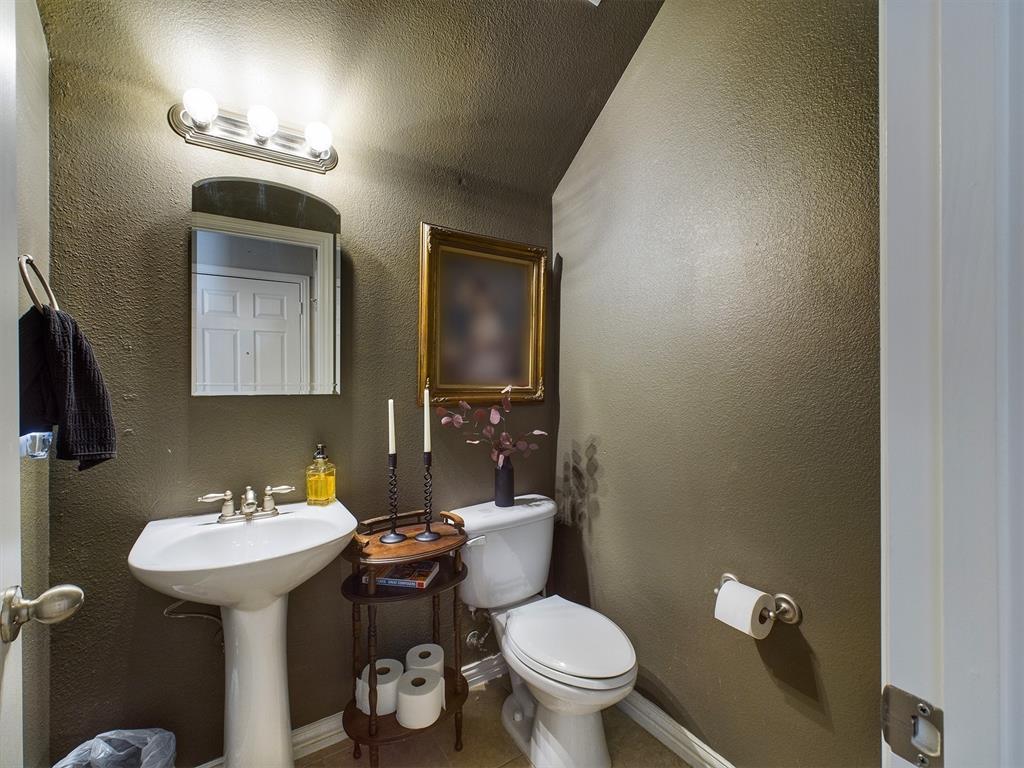 Photo 6 of 25 of 2910 Durango Place townhome