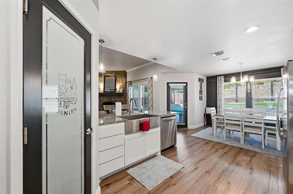 1305 Thistle Hill Trail