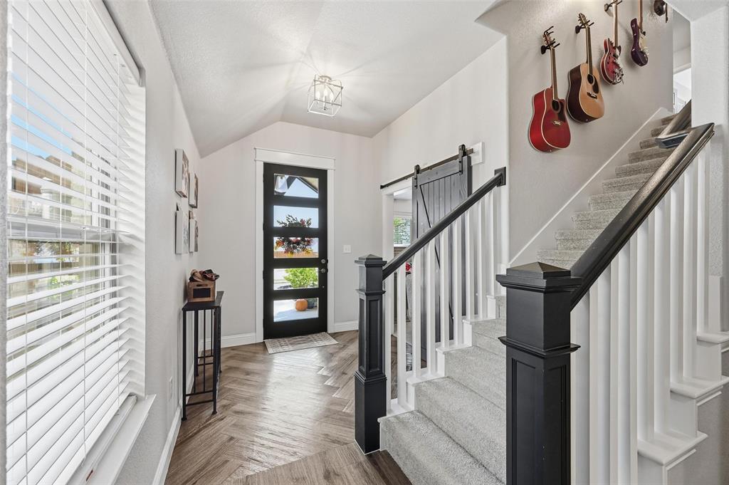 1305 Thistle Hill Trail