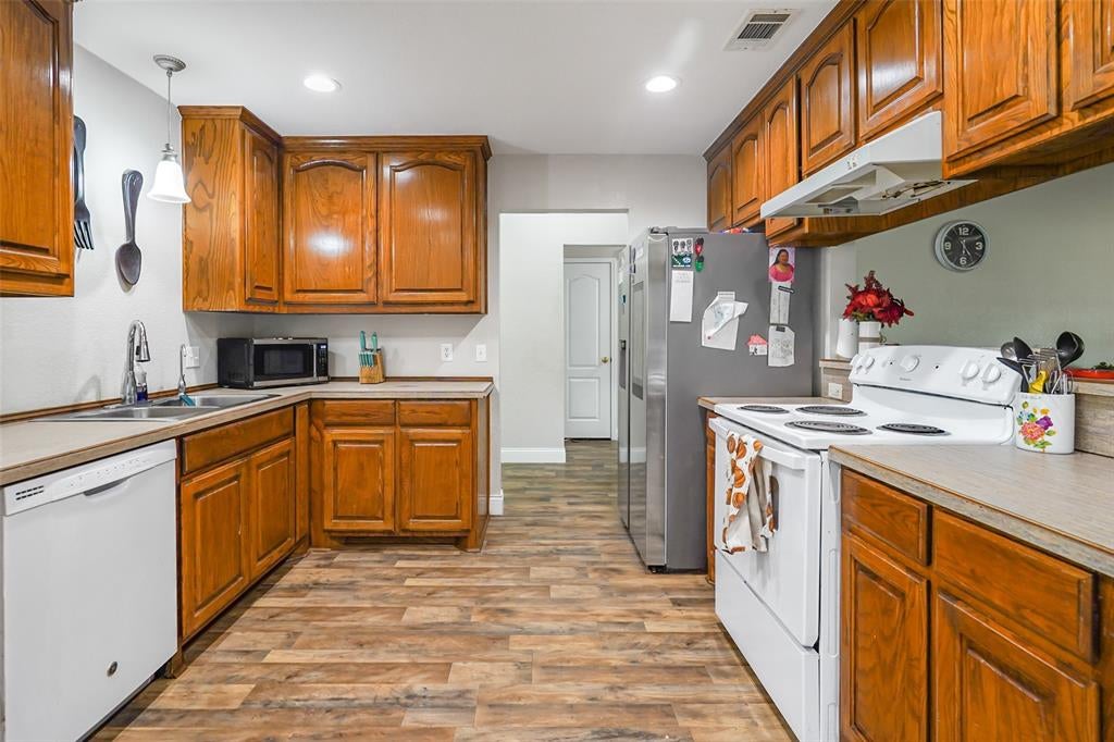 8525 County Road 528